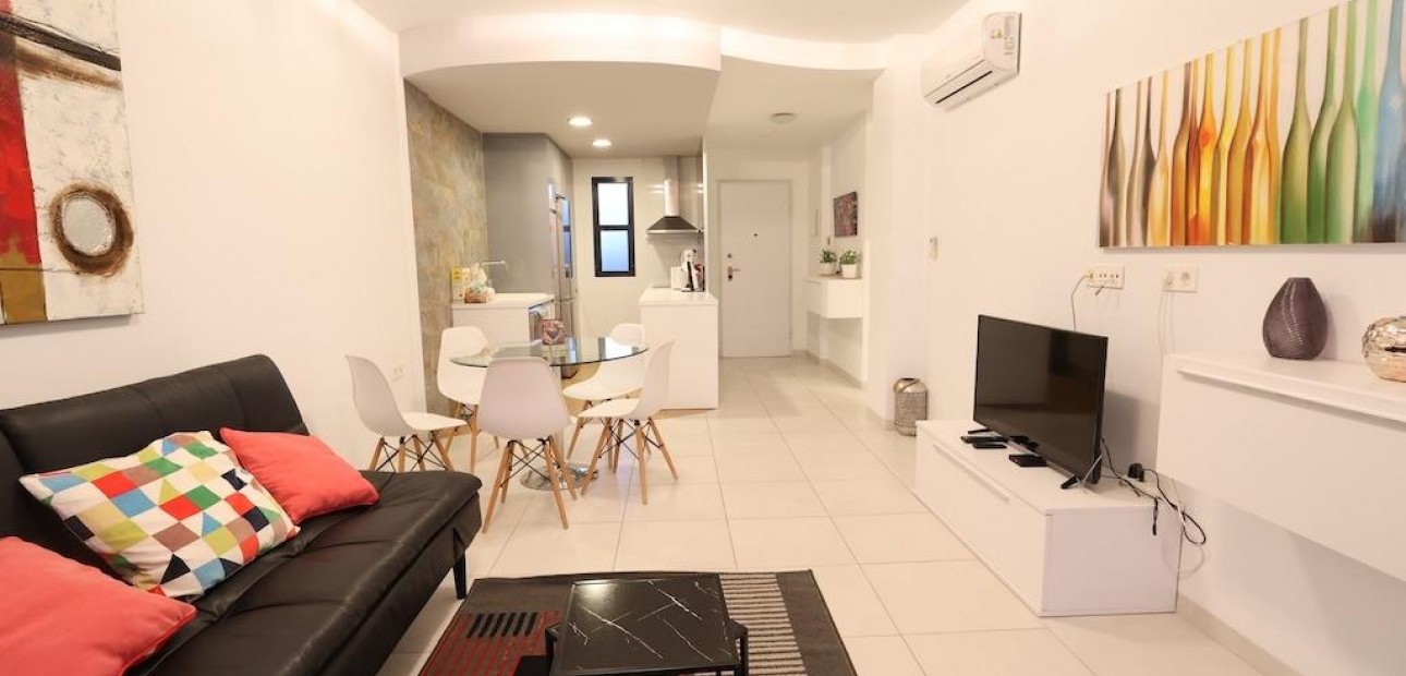 Venta - Apartamento / piso -
Orihuela Costa - La Zenia