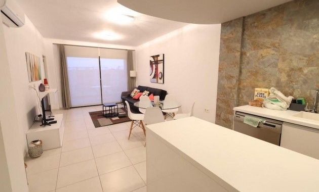 Venta - Apartamento / piso -
Orihuela Costa - La Zenia