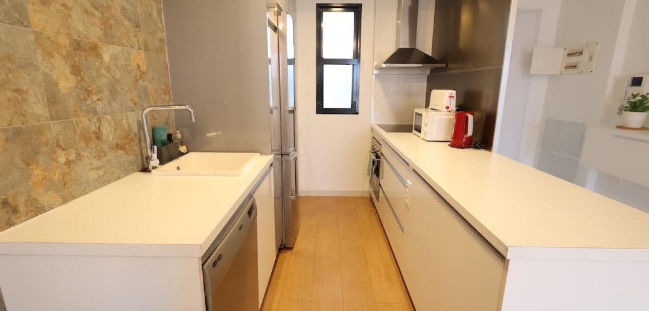 Venta - Apartamento / piso -
Orihuela Costa - La Zenia