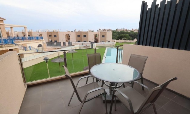 Venta - Apartamento / piso -
Orihuela Costa - La Zenia