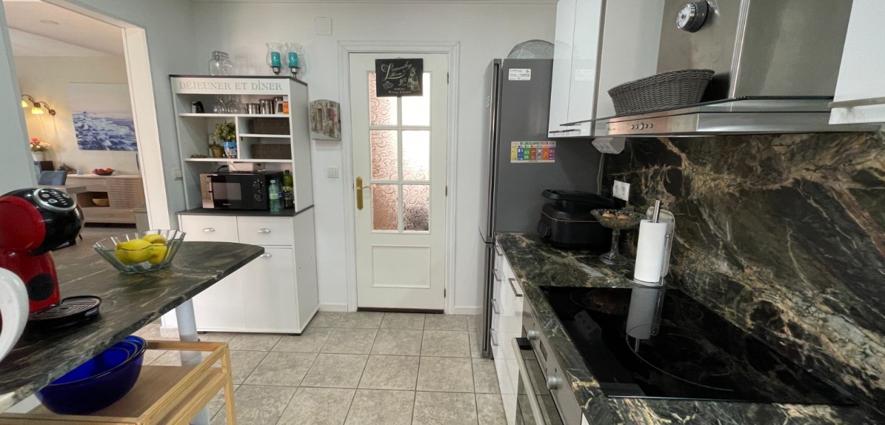 Venta - Apartamento / piso -
Almoradi - Almoradi - Town