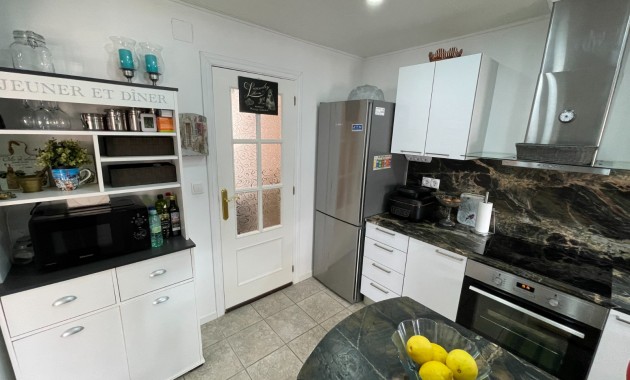 Venta - Apartamento / piso -
Almoradi - Almoradi - Town