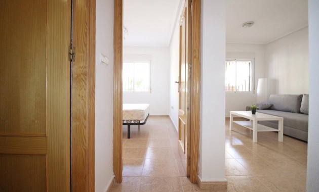 Sale - Apartment / flat -
Orihuela Costa - Playa Flamenca