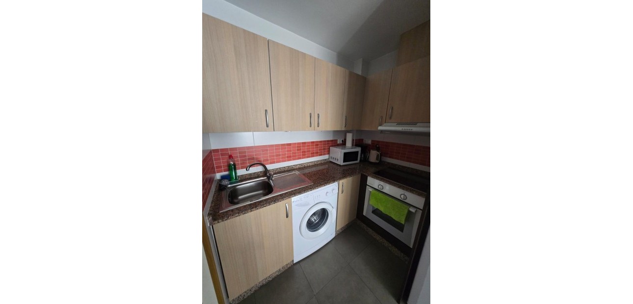 Sale - Apartment / flat -
Torrevieja - torrevieja