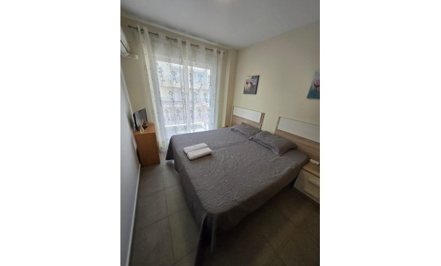 Sale - Apartment / flat -
Torrevieja - torrevieja