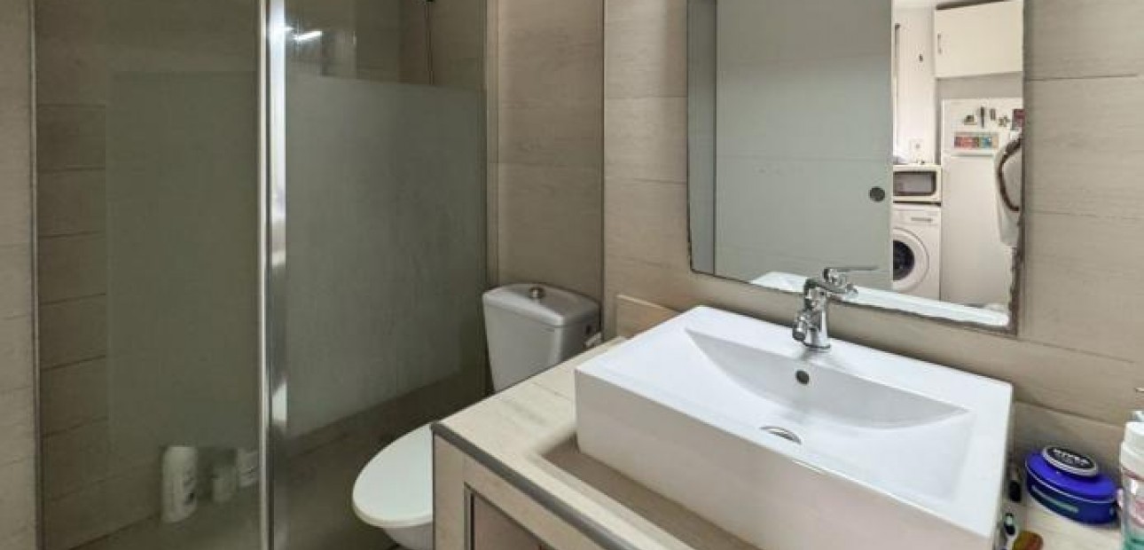 Herverkoop - Studio -
Torrevieja - Acequion