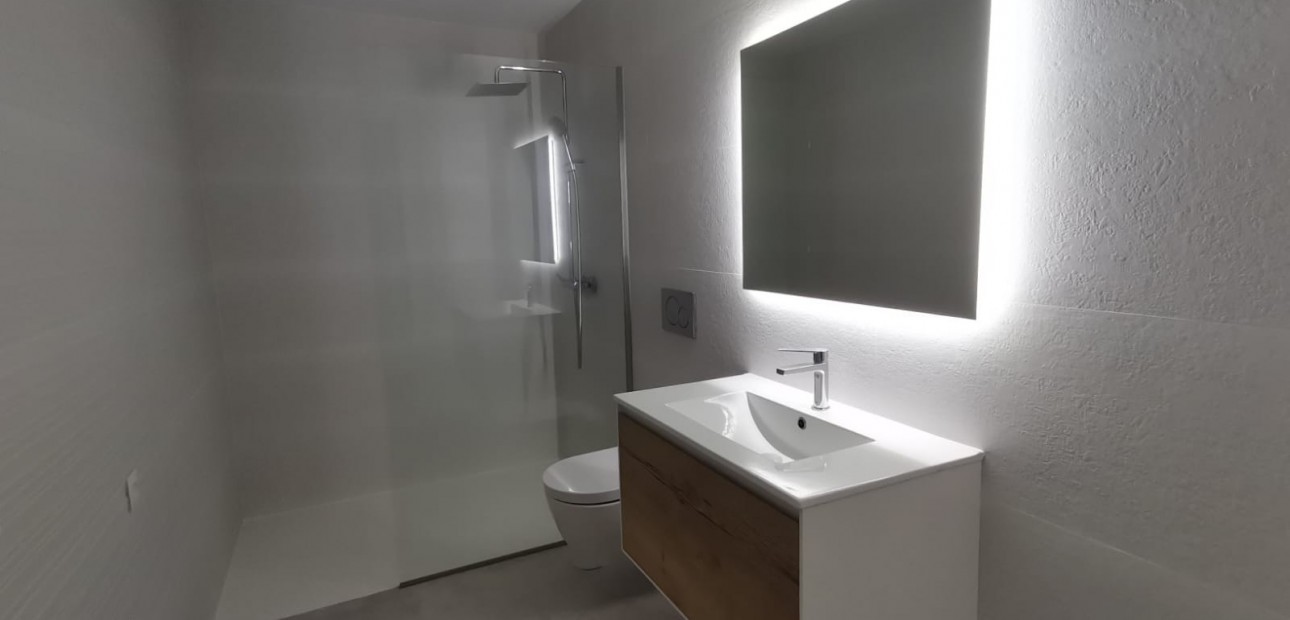 Venta - Apartamento / piso -
Torrevieja - Nueva Torrevieja - Aguas Nuevas