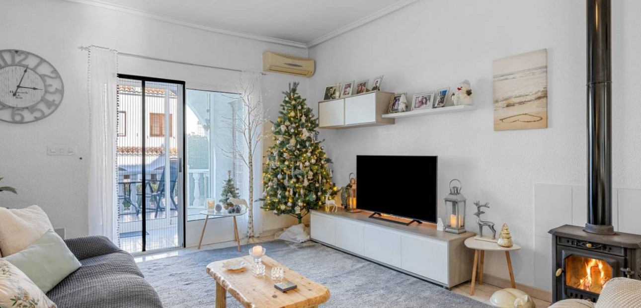 Sale - Villa -
Ciudad Quesada