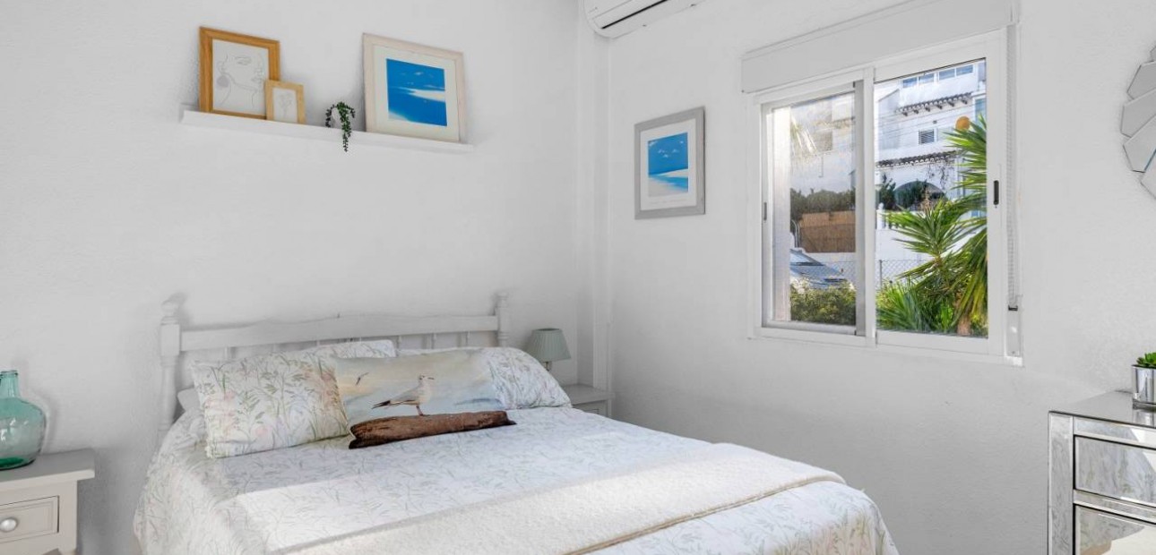 Sale - Villa -
Ciudad Quesada