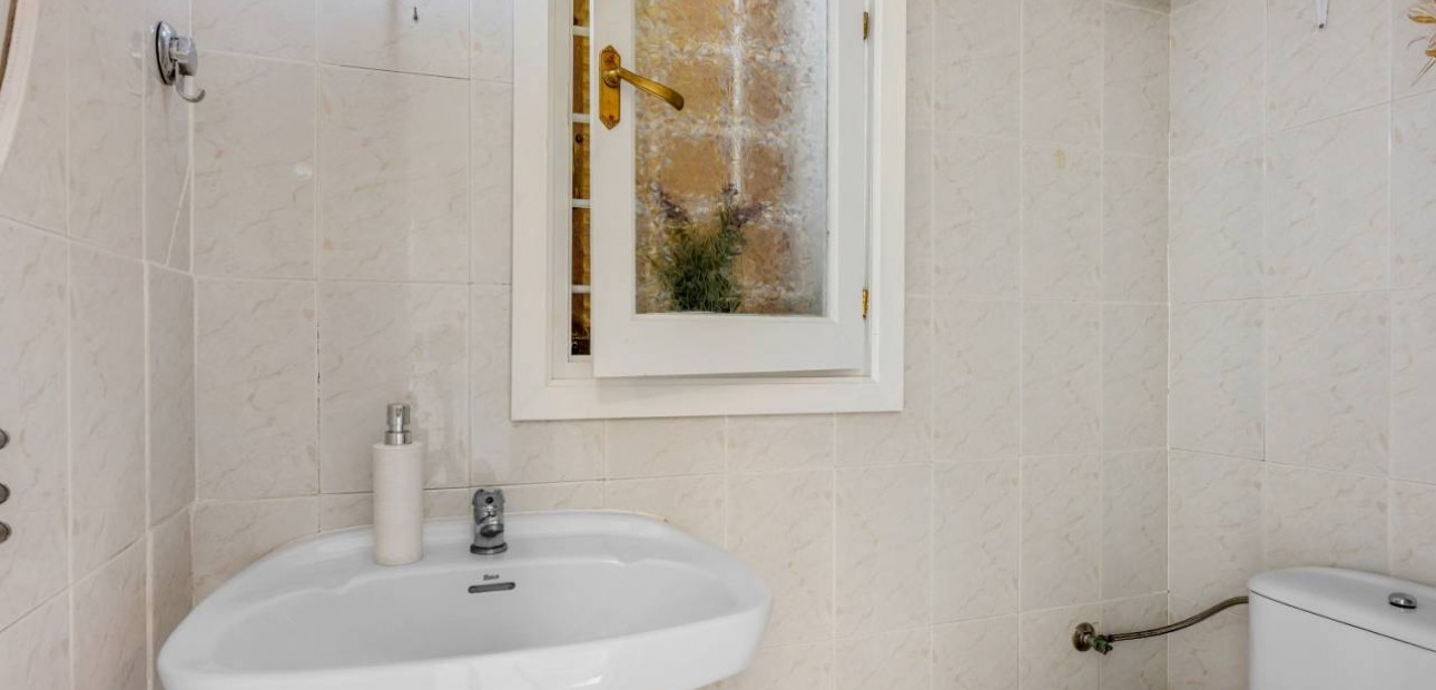 Sale - Villa -
Ciudad Quesada