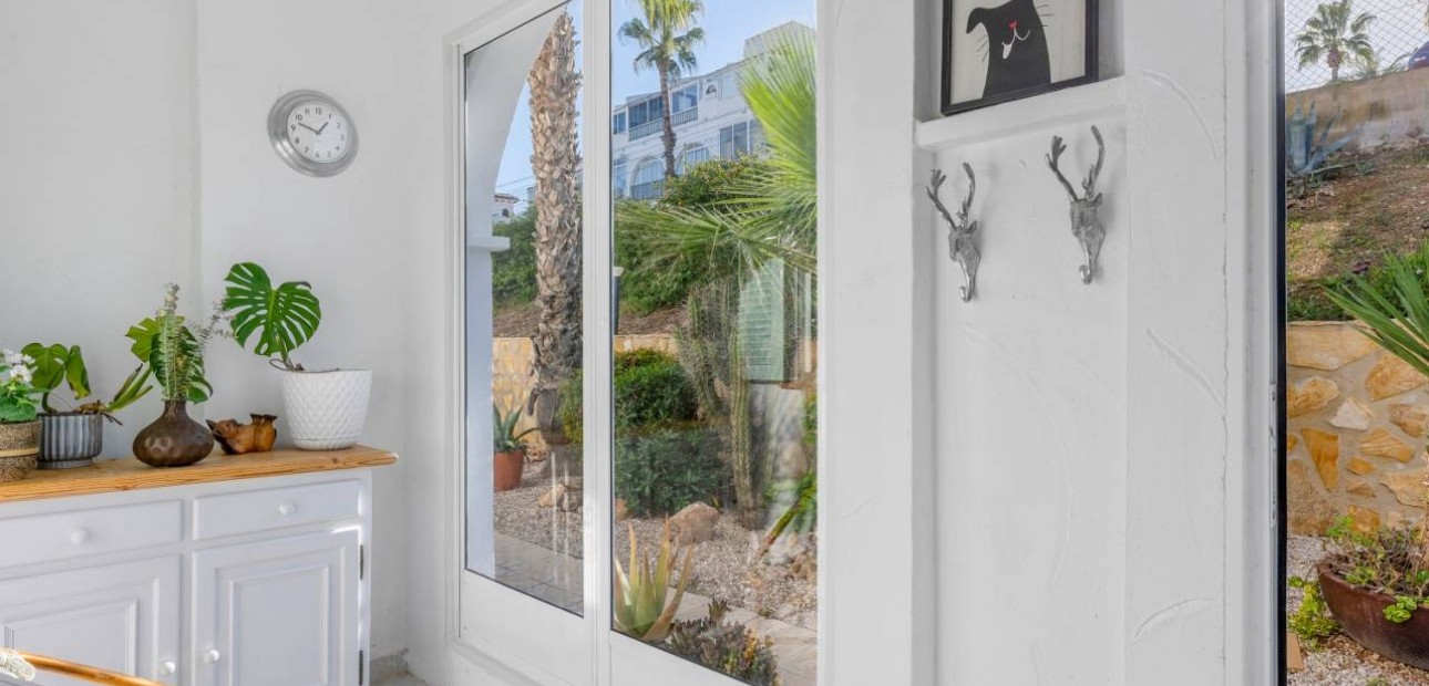 Sale - Villa -
Ciudad Quesada