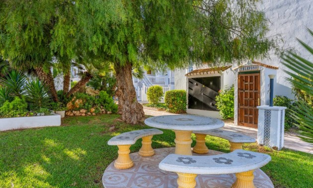 Sale - Villa -
Ciudad Quesada