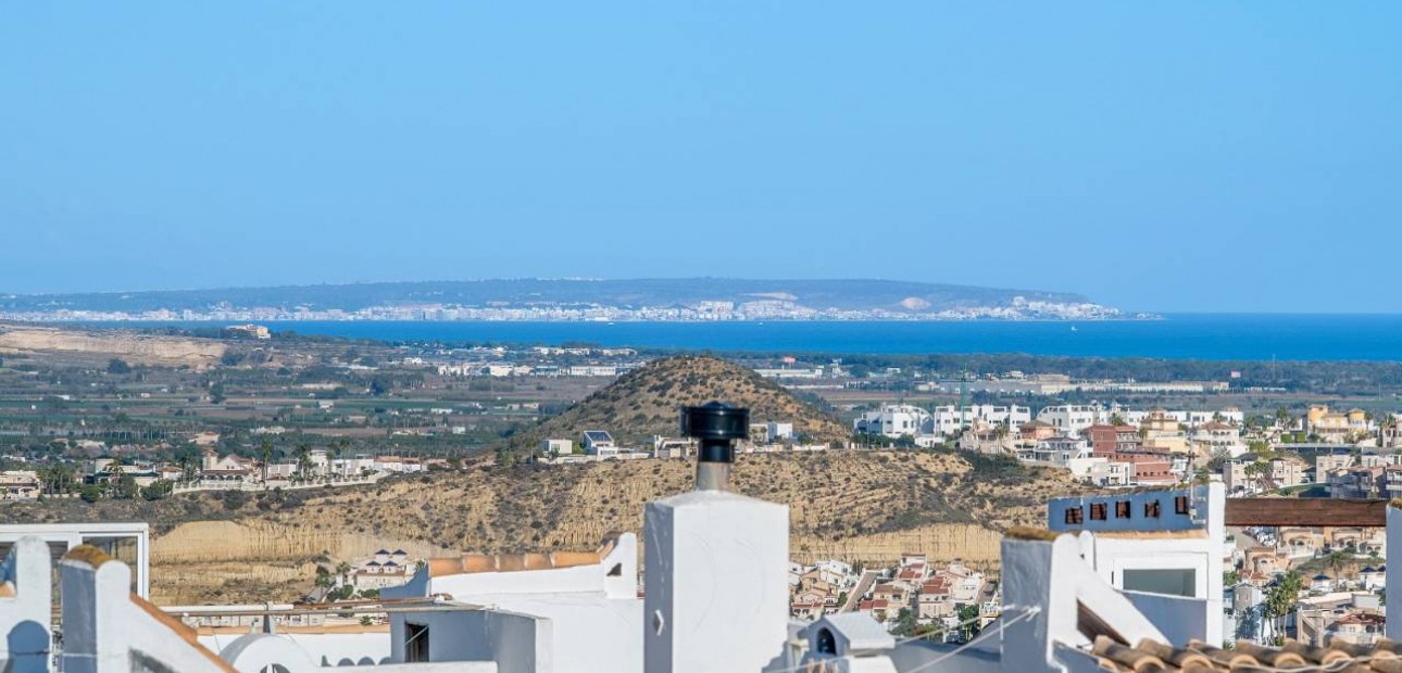 Sale - Villa -
Ciudad Quesada