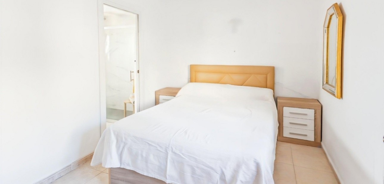 Venta - House -
ANDRATX