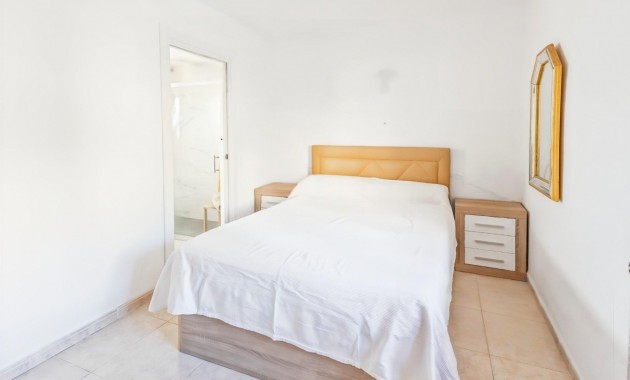 Venta - House -
ANDRATX