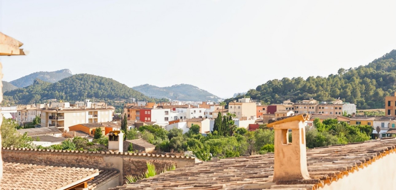 Venta - House -
ANDRATX