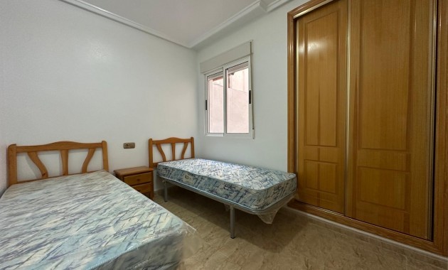 Venta - Ground Floor -
Los Montesinos