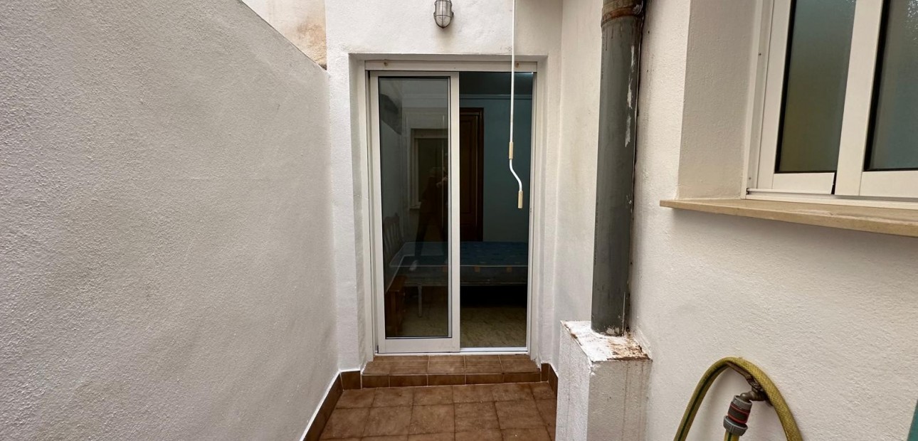 Venta - Ground Floor -
Los Montesinos