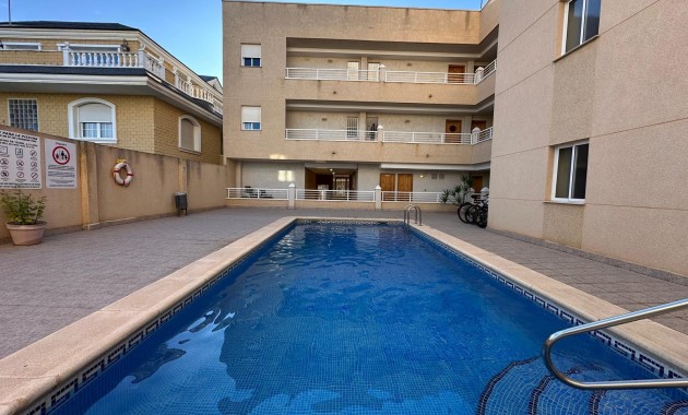 Venta - Ground Floor -
Los Montesinos