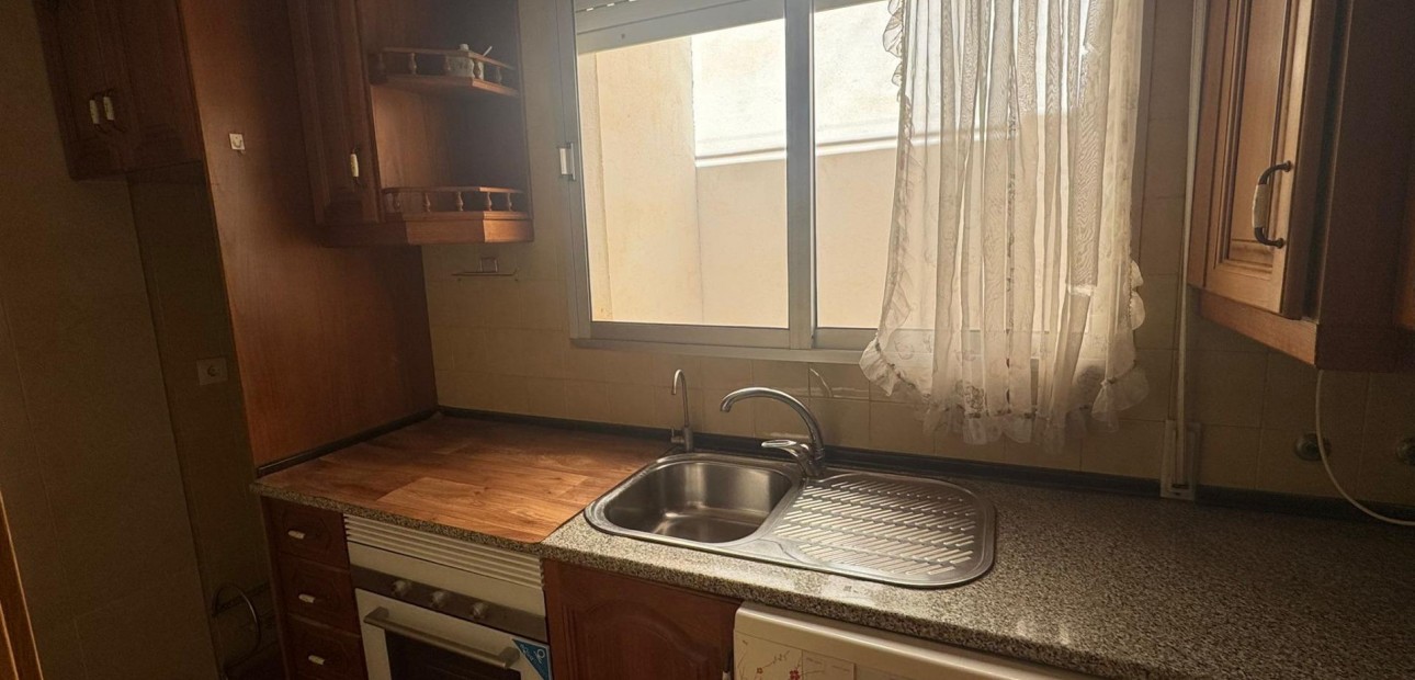 Herverkoop - Penthouse -
Torrevieja - Playa de los locos