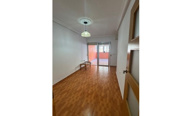 Herverkoop - Penthouse -
Torrevieja - Playa de los locos