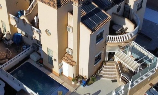 Venta - Terraced house -
Orihuela Costa - Lomas de Campoamor-Las Ramblas