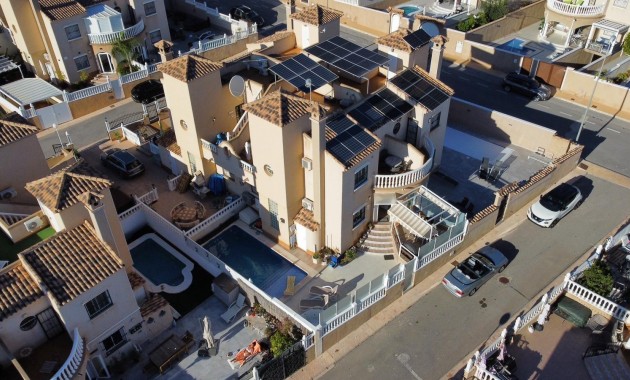 Venta - Terraced house -
Orihuela Costa - Lomas de Campoamor-Las Ramblas