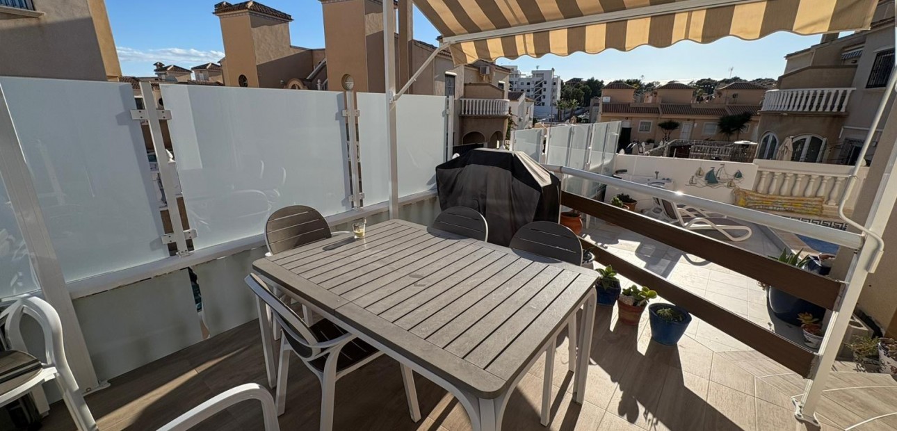 Venta - Terraced house -
Orihuela Costa - Lomas de Campoamor-Las Ramblas