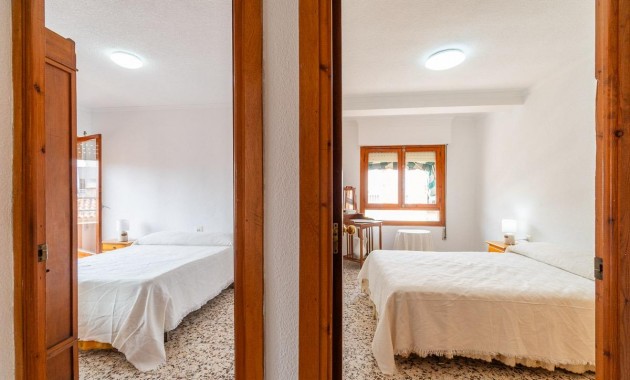 Herverkoop - Penthouse -
Torrevieja - Playa de los Naufragos