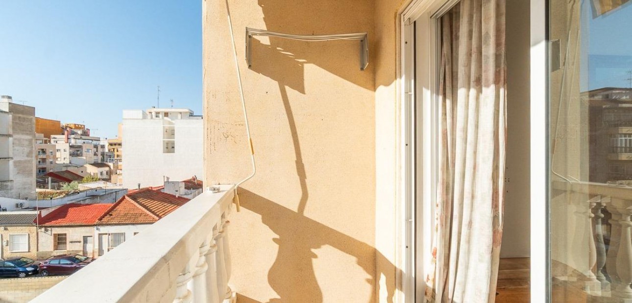 Venta - Flat -
Torrevieja - Centro