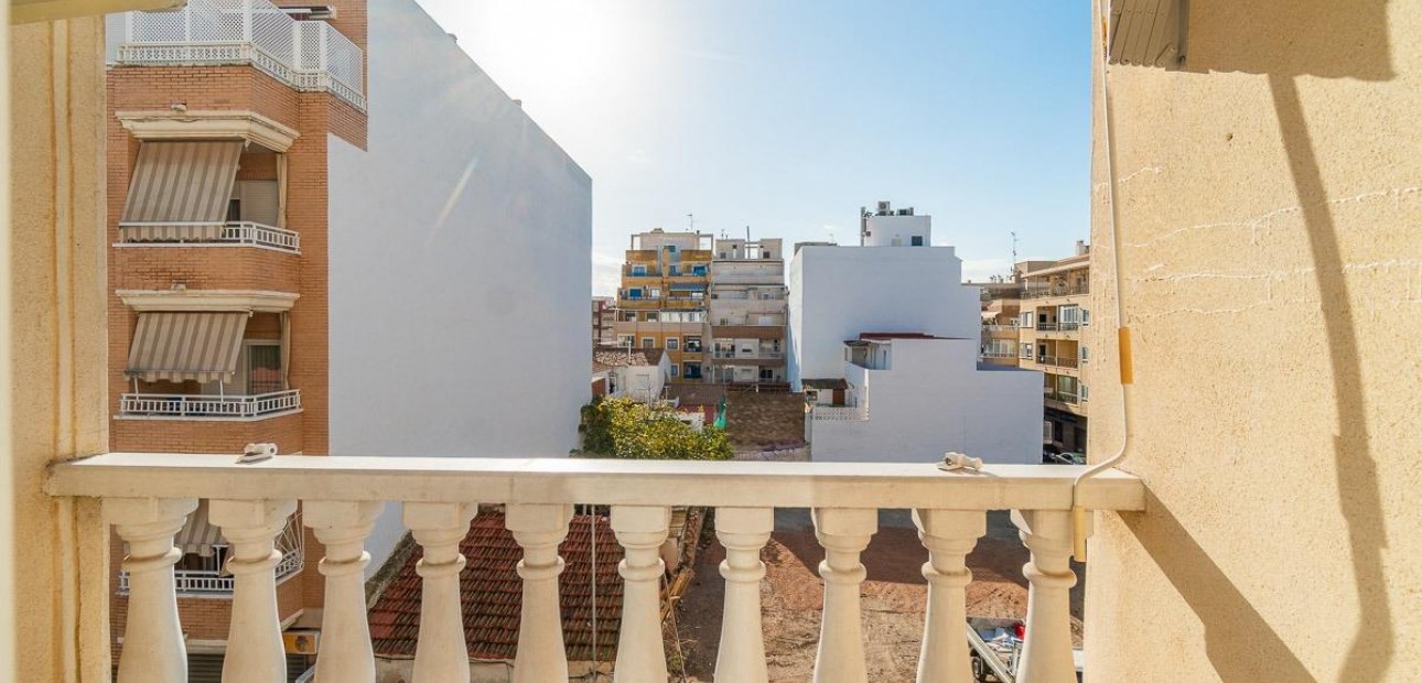 Venta - Flat -
Torrevieja - Centro