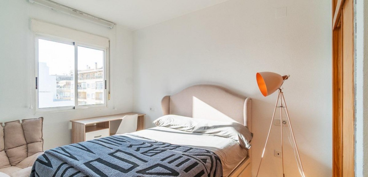 Venta - Flat -
Torrevieja - Centro