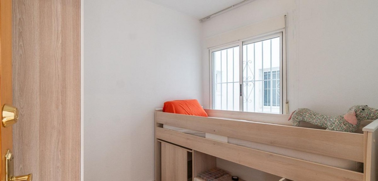 Venta - Flat -
Torrevieja - Centro