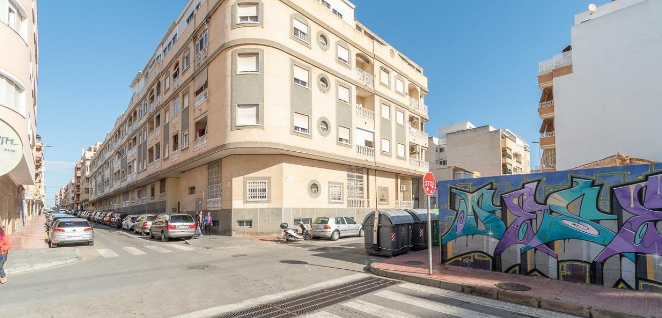 Venta - Flat -
Torrevieja - Centro