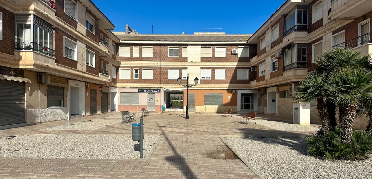 Sale - Apartment / flat -
Jacarilla