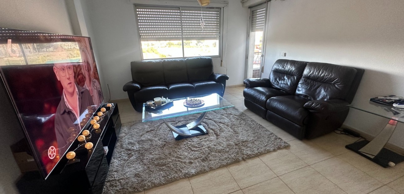 Sale - Apartment / flat -
Jacarilla