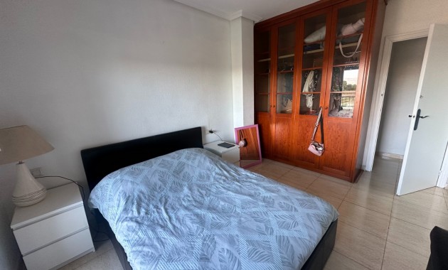 Sale - Apartment / flat -
Jacarilla