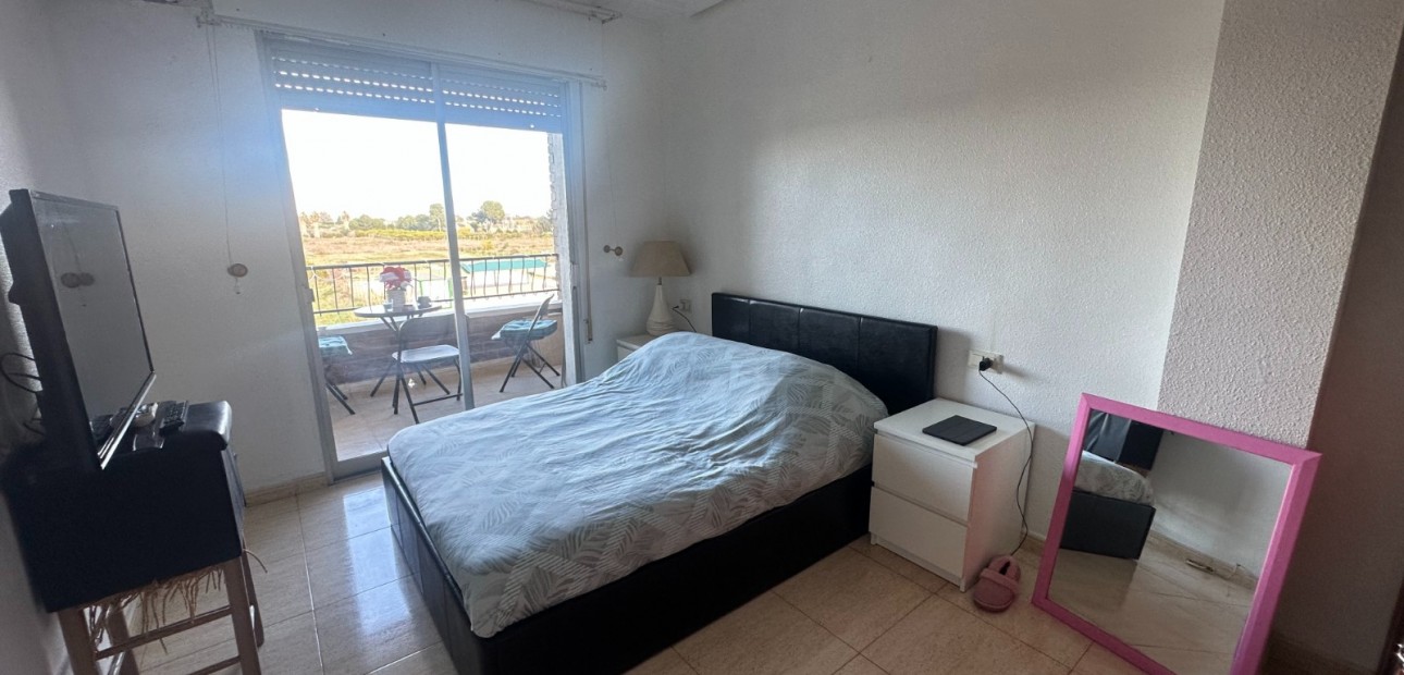 Sale - Apartment / flat -
Jacarilla