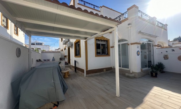 Venta - Adosado -
Orihuela - Entre Naranjos Vistabella