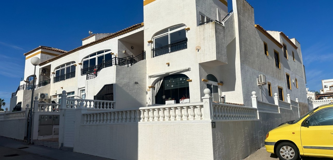 Venta - Apartamento / piso -
Orihuela - Entre Naranjos Vistabella