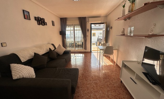 Venta - Apartamento / piso -
Orihuela - Entre Naranjos Vistabella