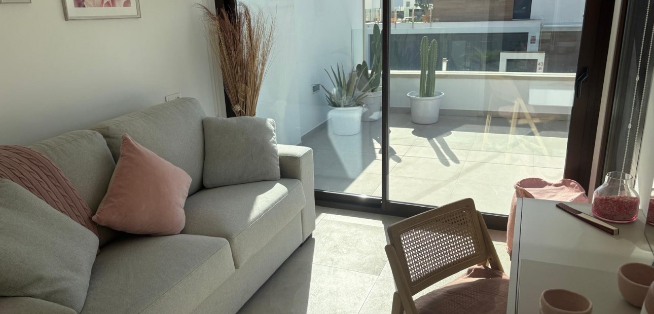 Venta - Semi Detached Villa -
Algorfa - La Finca Golf Resort