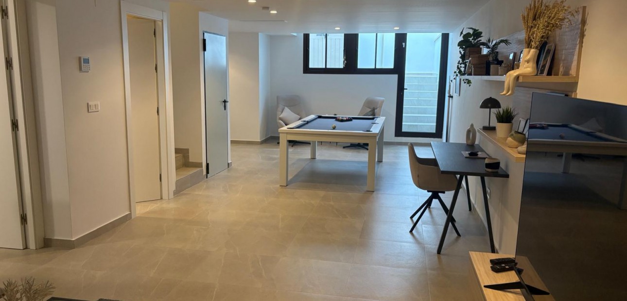 Venta - Semi Detached Villa -
Algorfa - La Finca Golf Resort