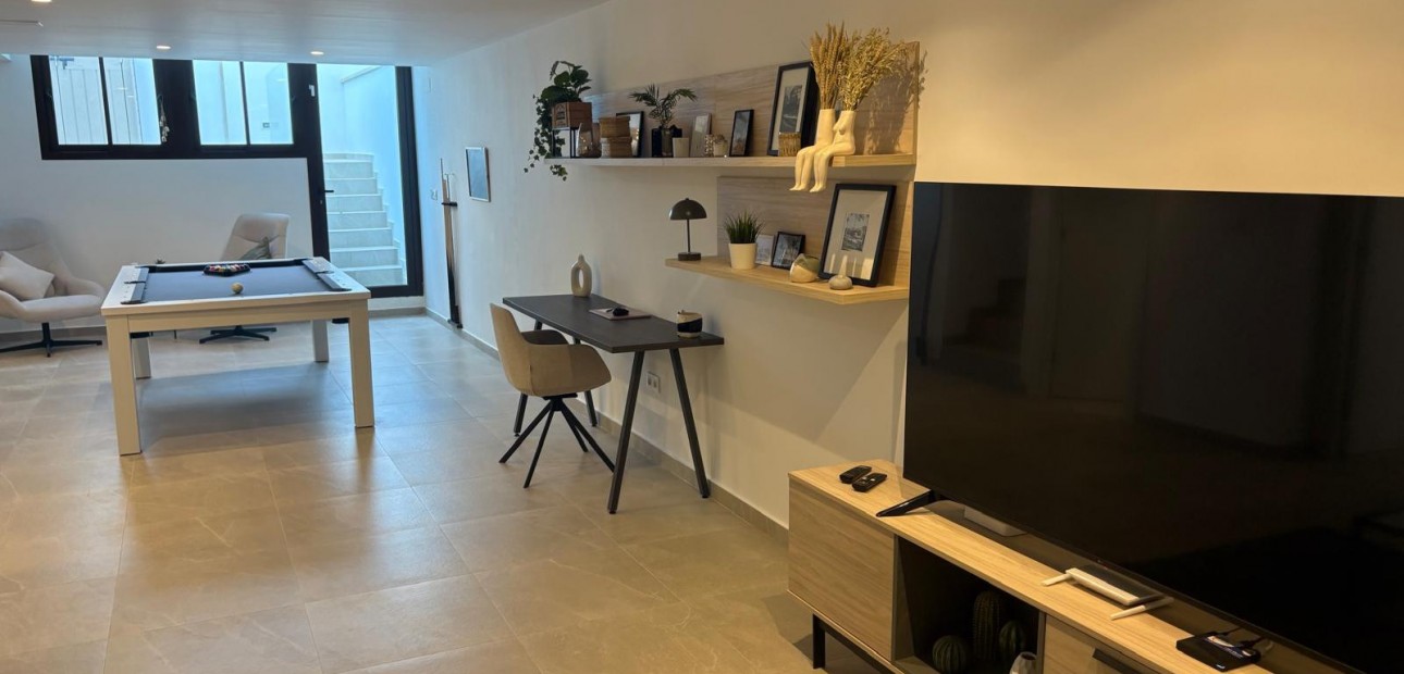 Venta - Semi Detached Villa -
Algorfa - La Finca Golf Resort