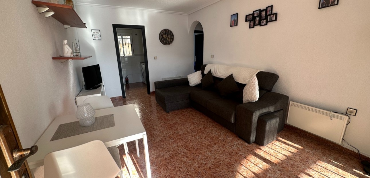 Venta - Apartamento / piso -
Orihuela - Entre Naranjos Vistabella