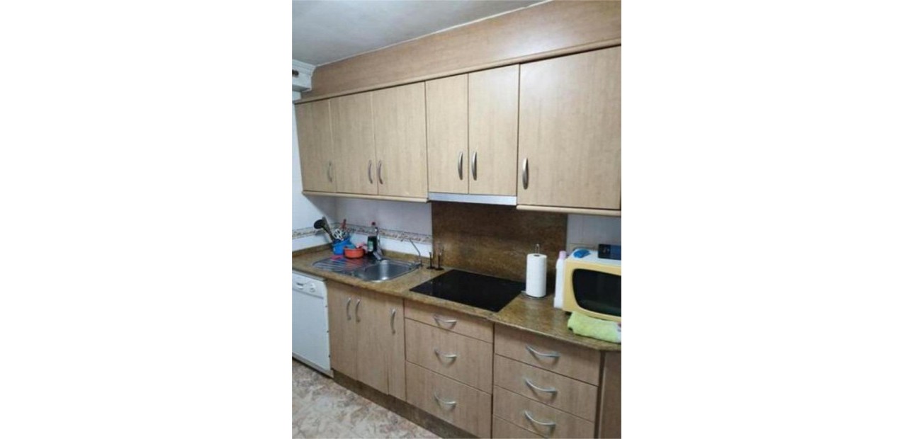 Sale - Apartment / flat -
Guardamar del Segura - Pueblo