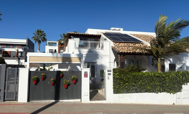 Sale - Detached Villa -
Algorfa - La Finca Golf Resort