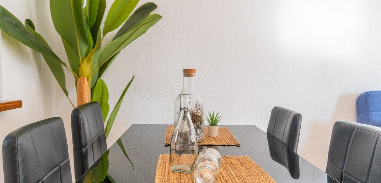 Herverkoop - Terraced house -
Torrevieja - El limonar