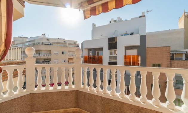 Herverkoop - Appartement / flat -
Torrevieja - Centro