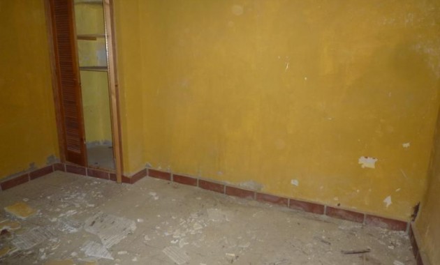 Herverkoop - Country House -
Orihuela - Desamparados-Hurchillo-Torremendo